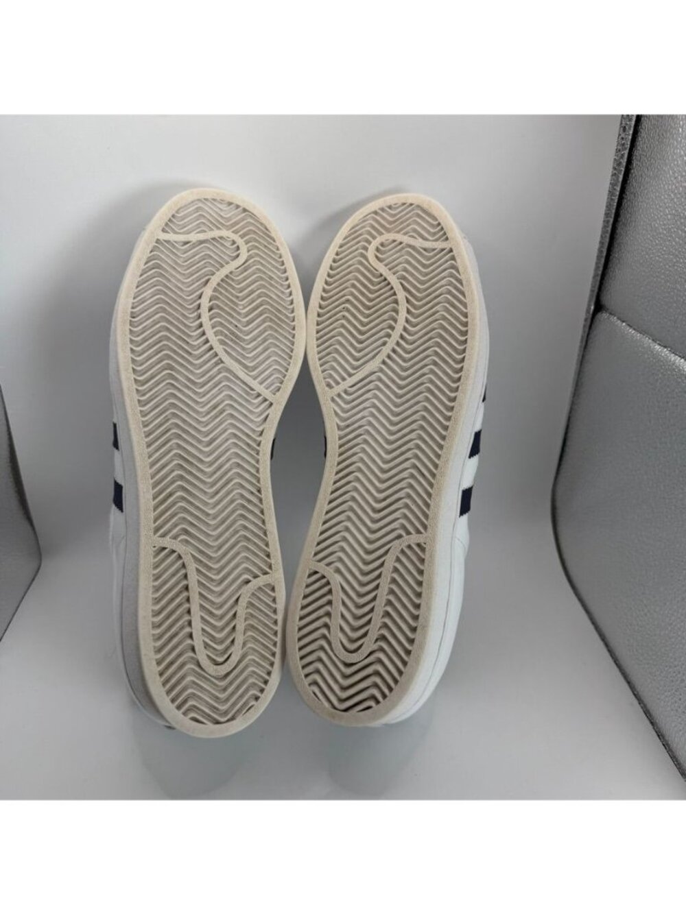 Adidas Superstar White & Navy Mens Sneakers Size 11 Classic Leather Shoes - Picture 7 of 8